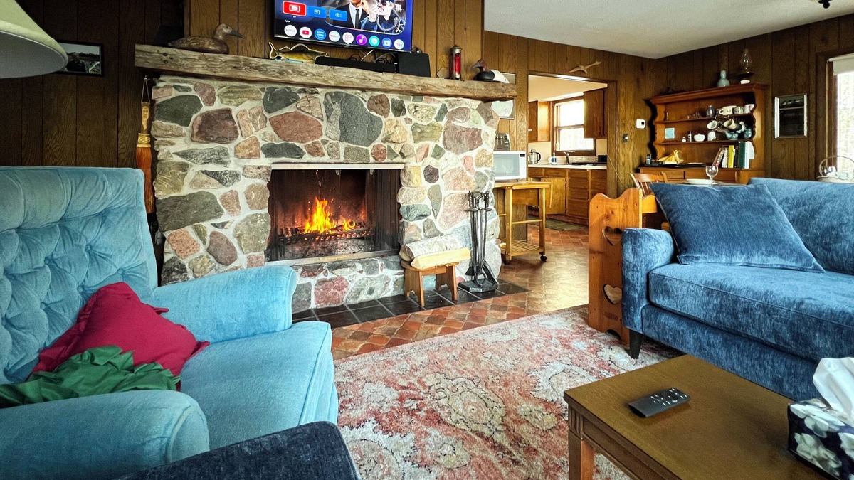 Ely Cabin | Charming Lakeside Cabin on Bear Island Lake W/Dock, WiFi, Firepit & Much More!
