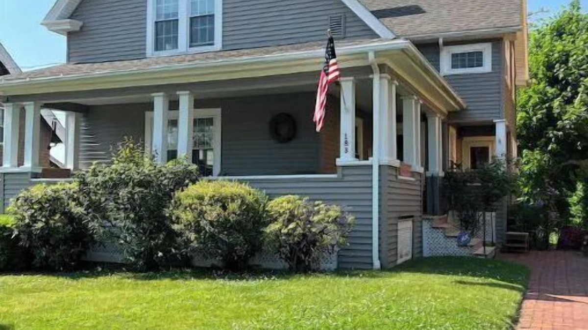Worcester House | CHARMING LARGE 3 Bedroom Entire Home