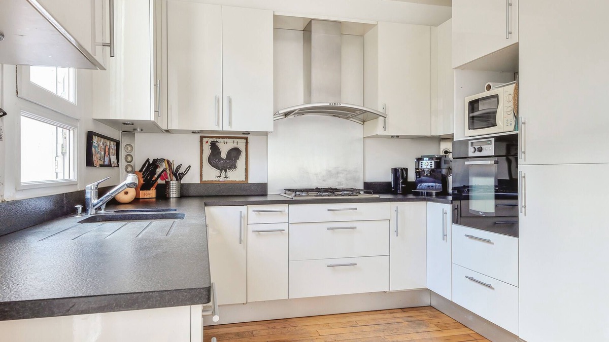 Quartier de Becon House | Charming large house in Courbevoie - Welkeys