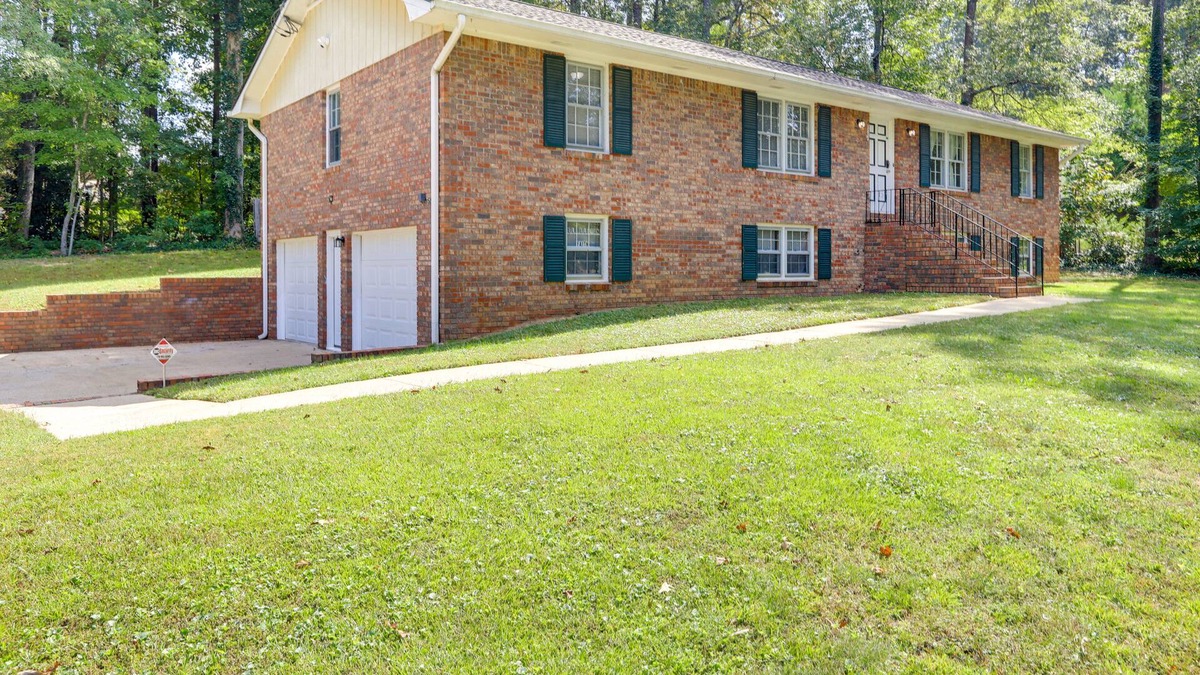 Lithia Springs House | Charming Lithia Springs Home: 16 Mi to Atlanta!