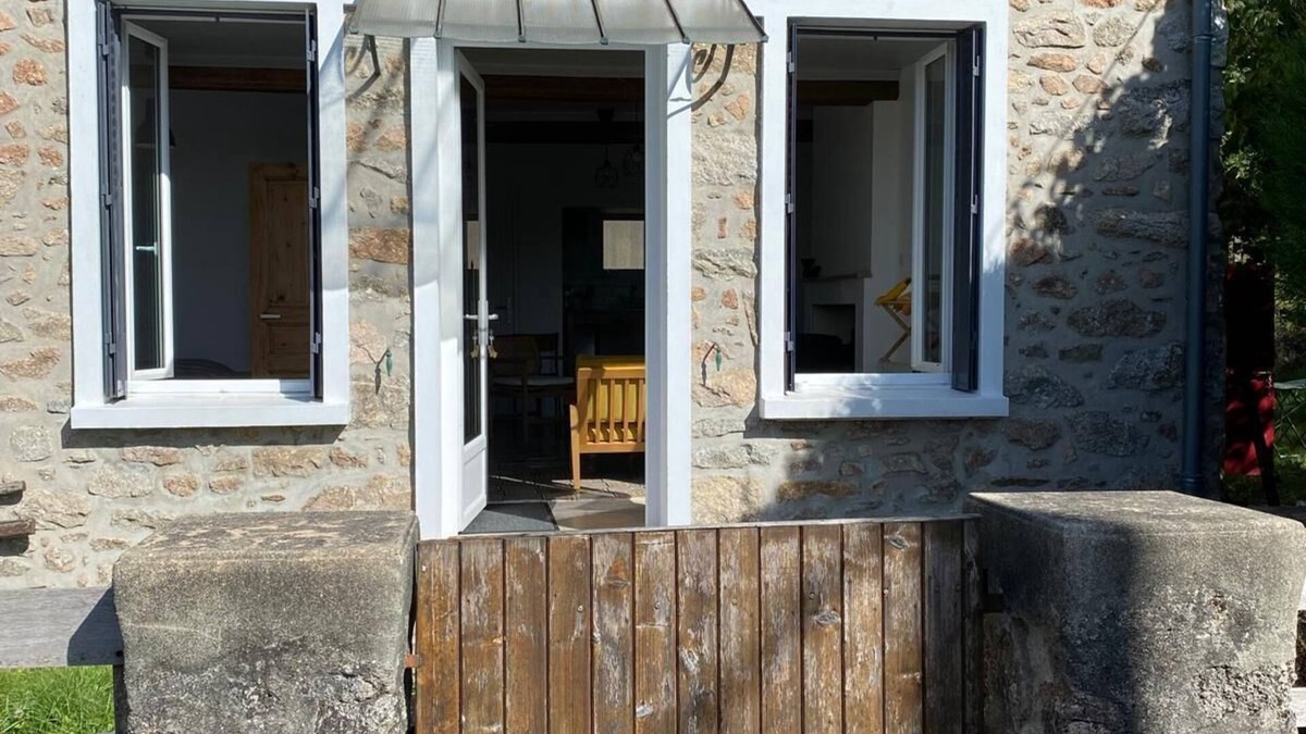 Ouroux-en-Morvan Cottage | Charming little house "Le Boulard" in Ouroux en Morvan