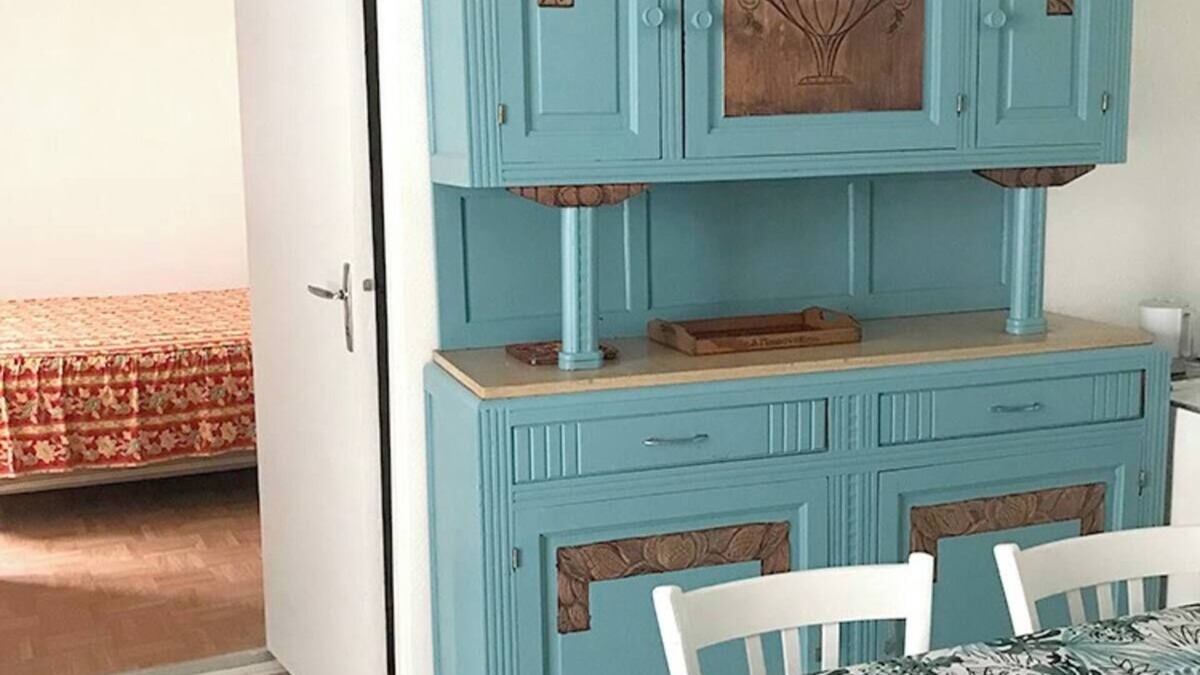 Saint-Claude Apartment | Charming little art deco apartment