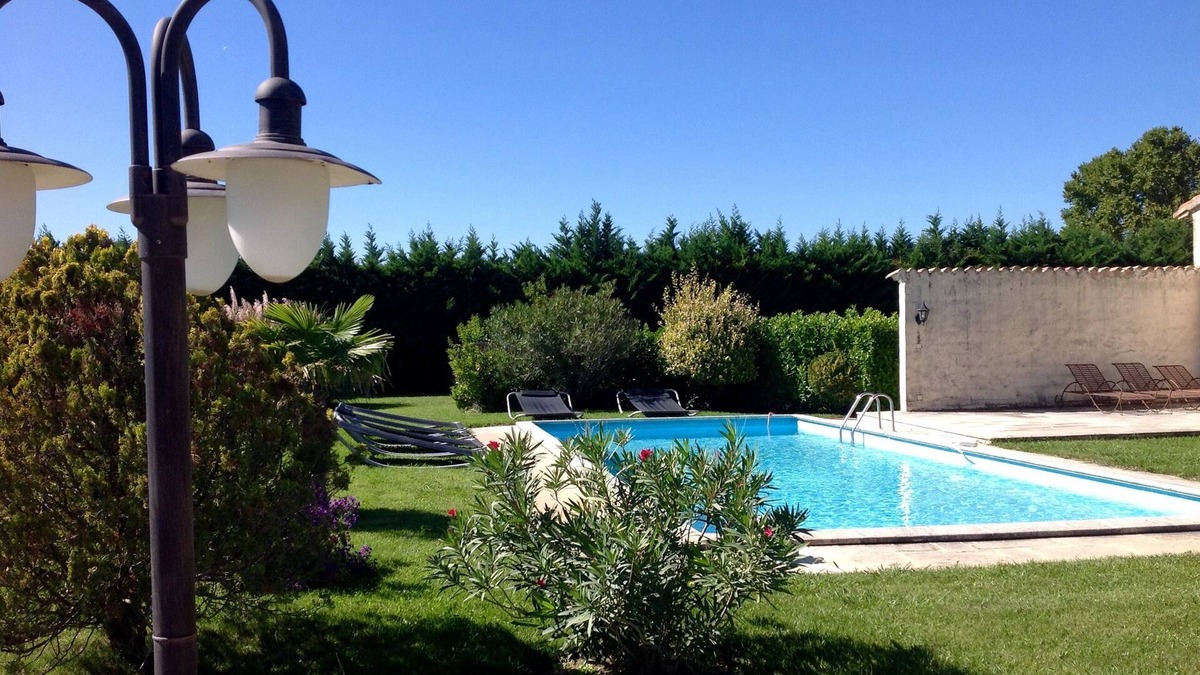Mallemort Other | Charming little cottage for lovers of Provence