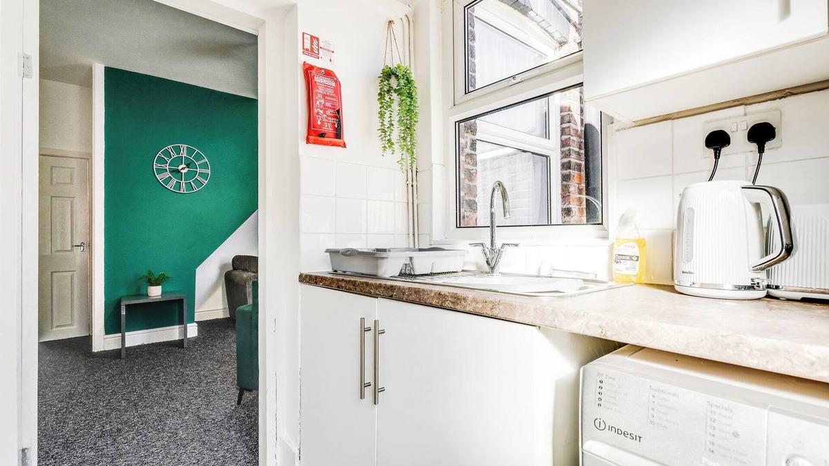 Bootle House | Charming Liverpool Retreat:10Min Drive to Aintree & Anfield, Great for families!