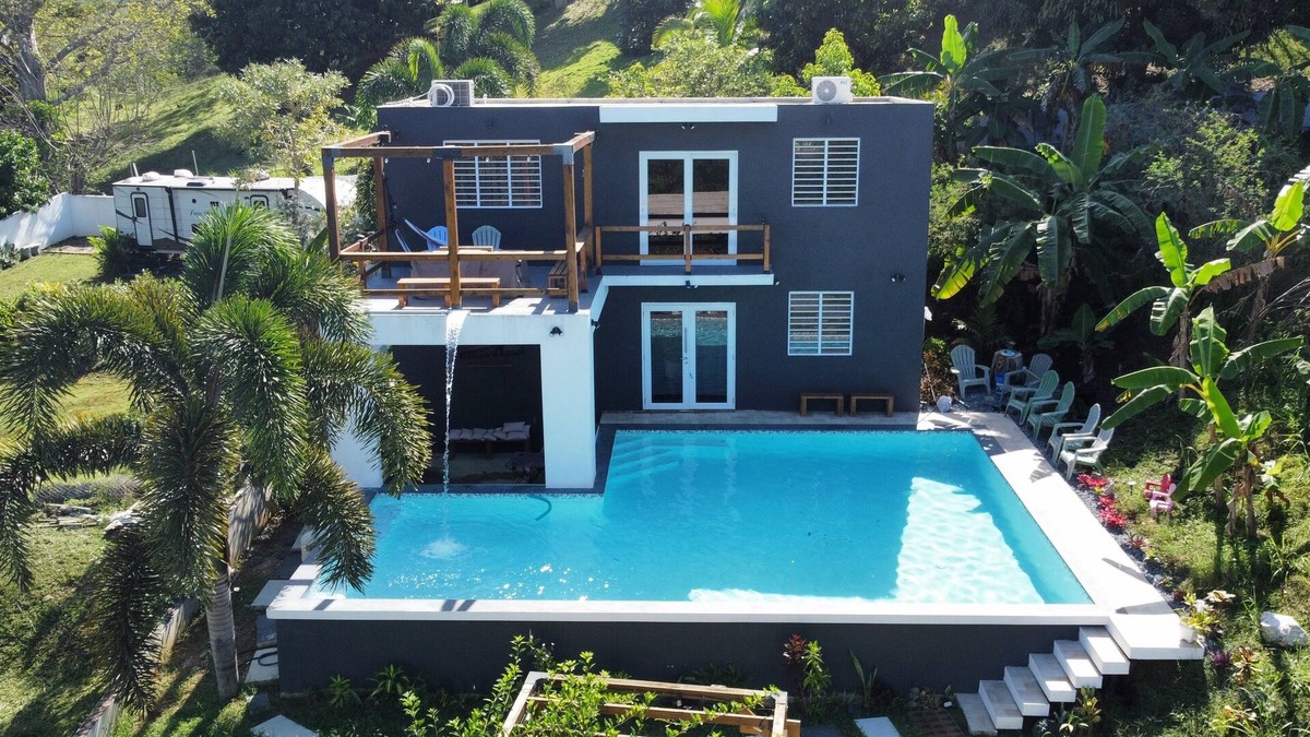 Pedernales House | Charming Loft house in fabulous Cabo Rojo with WiFi, AC