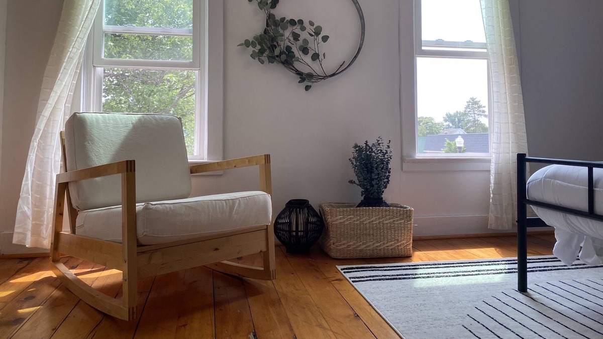 Gladstone House | Charming loft in downtown Gladstone