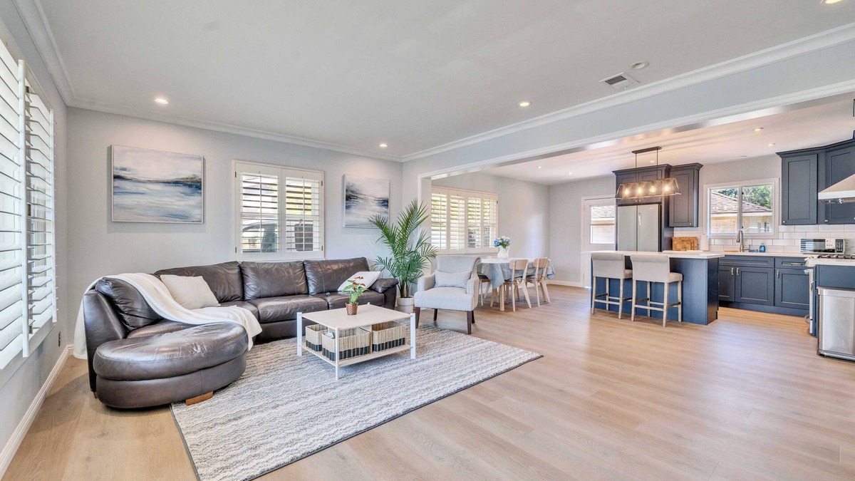 Monrovia House | Charming Melrose Retreat #42339