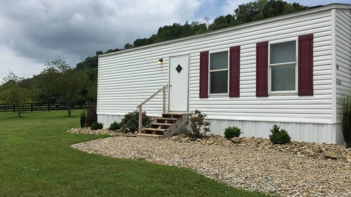 Petroleum House | Charming Mini Mobile Home
