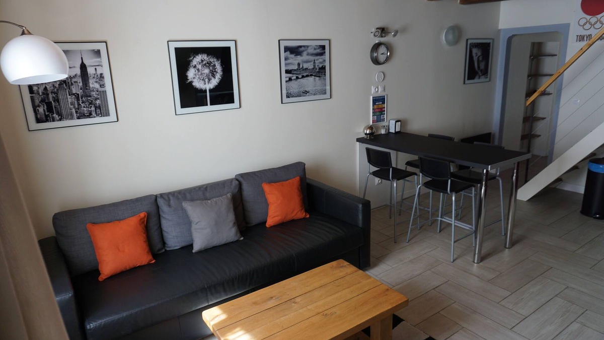 Laneuveville-derriere-Foug Apartment | Charming modern duplex with parking, fitted kitchen 30 min from Nancy
