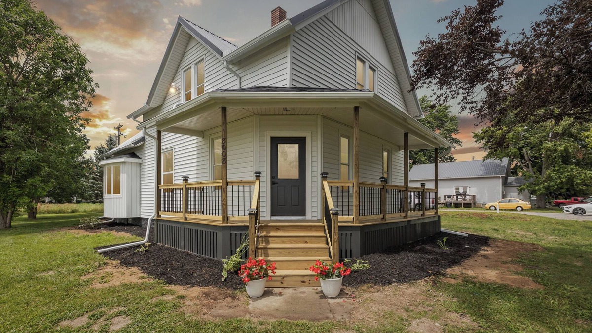 Gilford Other | Charming Modern Farmhouse just 10 minutes away from Frankenmuth!