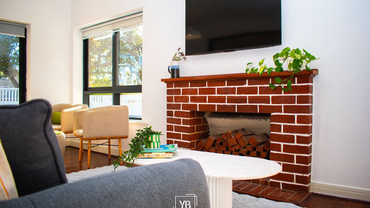 Innaloo House | Charming mordern 2-bedroom house with greenery garden in Innaloo