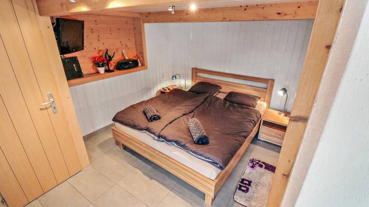 Sembrancher Ski Chalet | Charming mountain chalet near Verbier