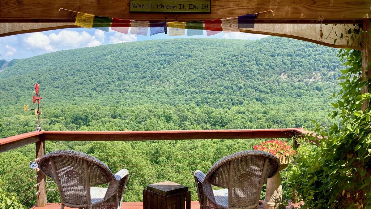 Great Cacapon House | Charming mountaintop cabin with hot tub, pool table, and breathtaking views
