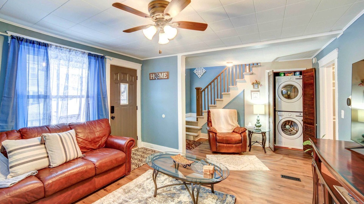 Negaunee House | Charming Negaunee Home ~ 2 Mi to Teal Lake!