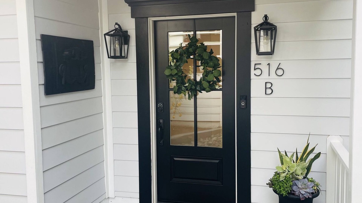 Upper East Cottage | Charming New Casita Lower Riviera, Quiet, AC, 6 blocks to State St, Pet-Friendly