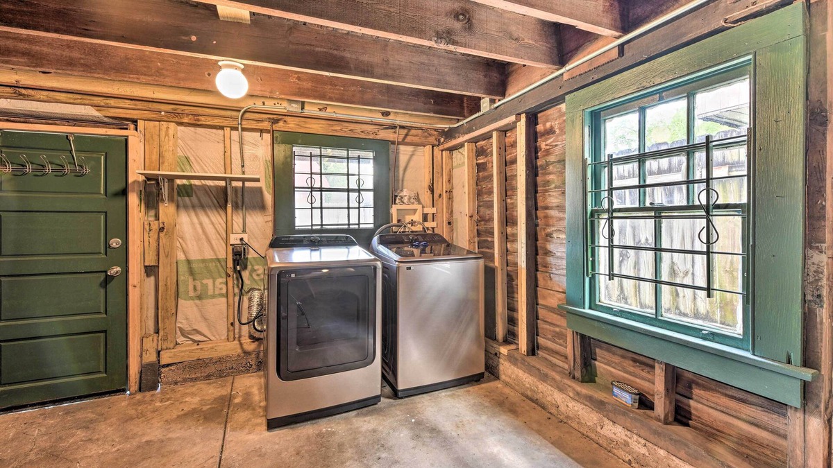 Mid-City Cottage | Charming New Orleans Home < 3 Mi to Bourbon St