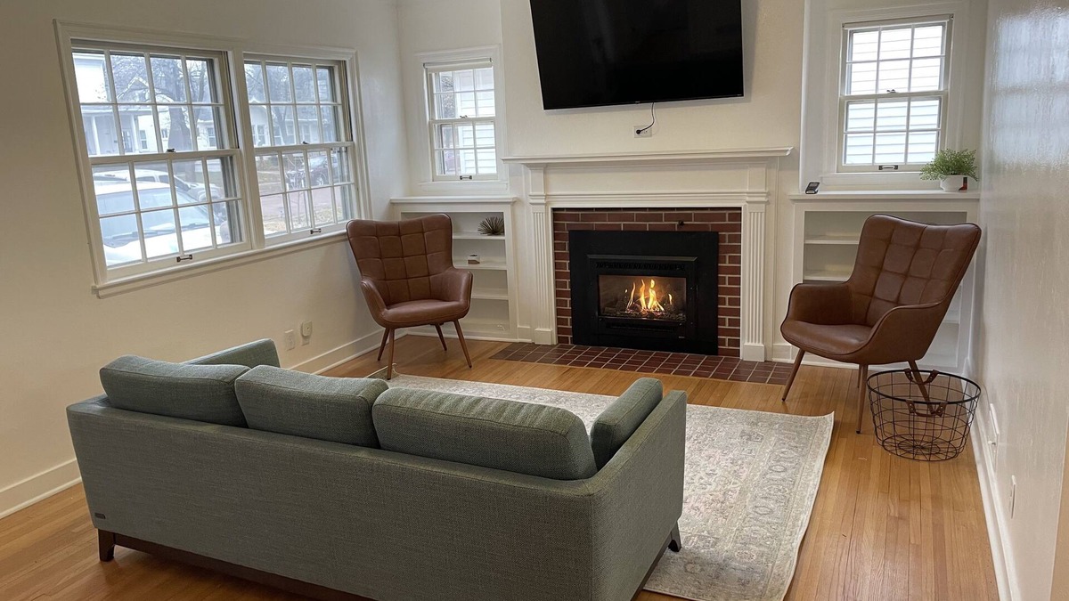 Sioux City House | Charming, newly renovated Tudor home next to Morningside University!