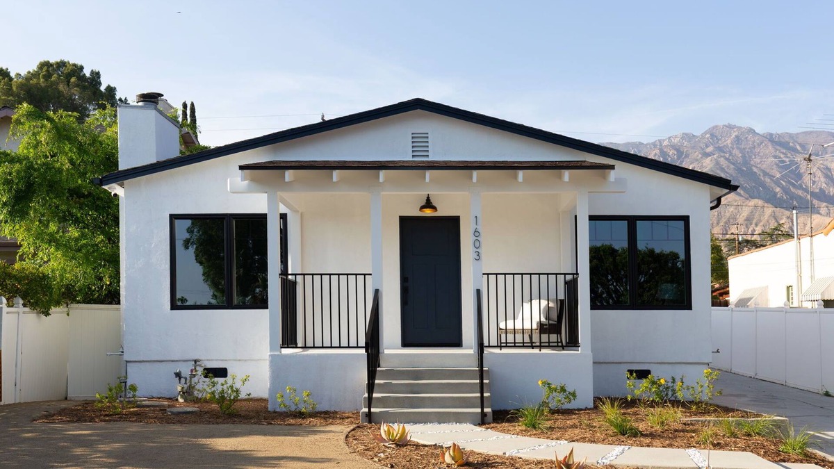 Altadena House | Charming newly renovated 3-bedroom house with WiFi and AC near Pasadena