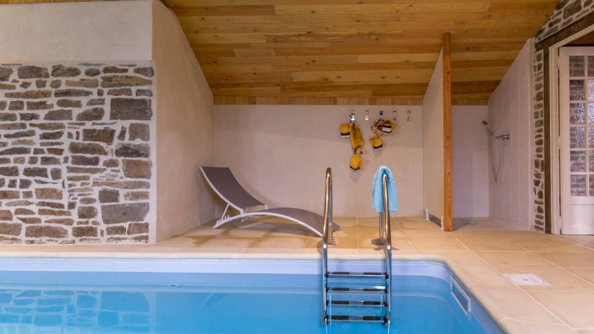Montaigu-les-Bois Cottage | Charming Normandy Home with Private Indoor Pool & Fireplace