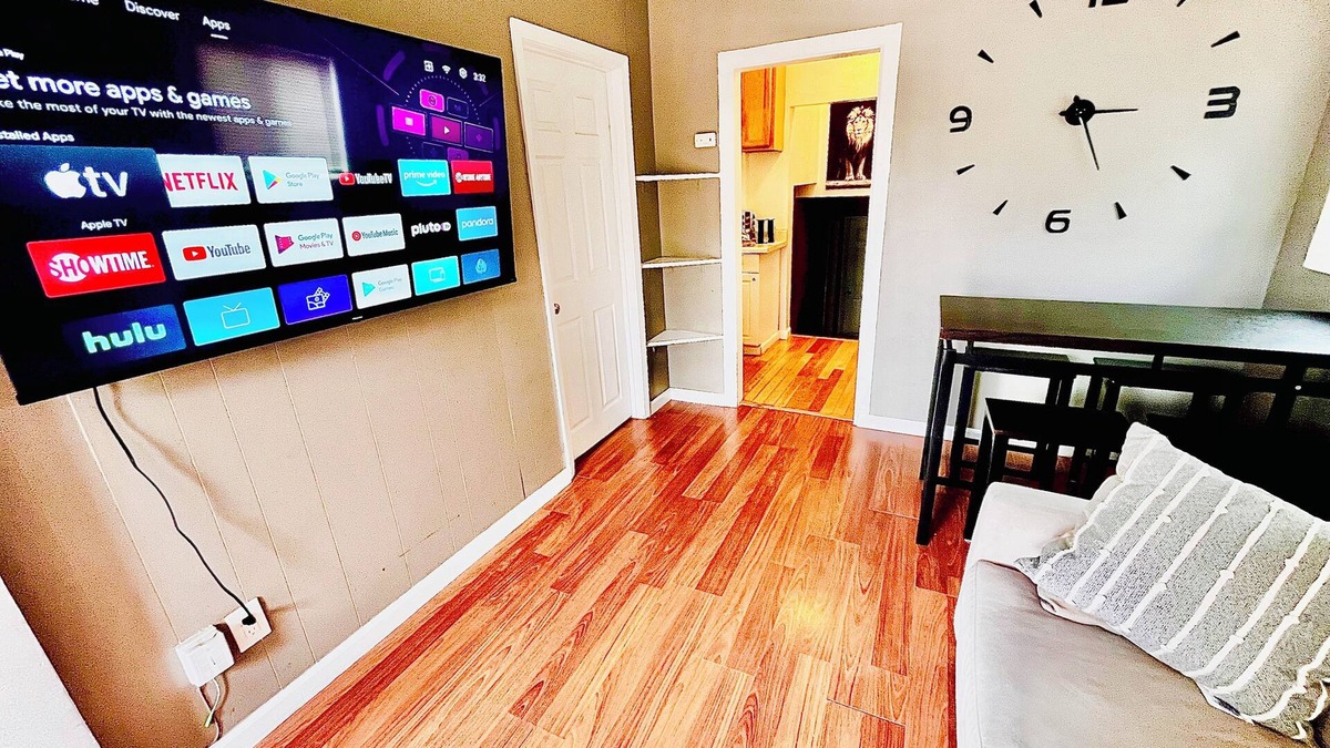 North Park Apartment | Charming North Park Apartment 2beds w/Office Private Yard, Onsite Parking & Pets