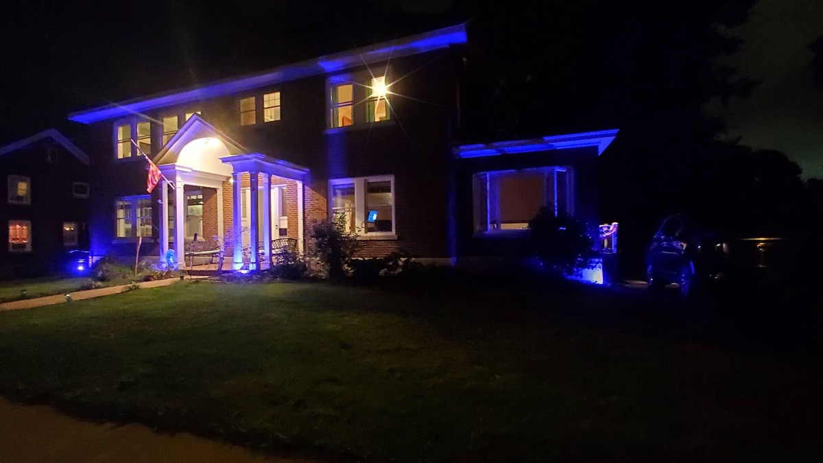 Oswego House | Charming Oasis in the Heart of Oswego!! Your Home Away from Home 🏡✨!!
