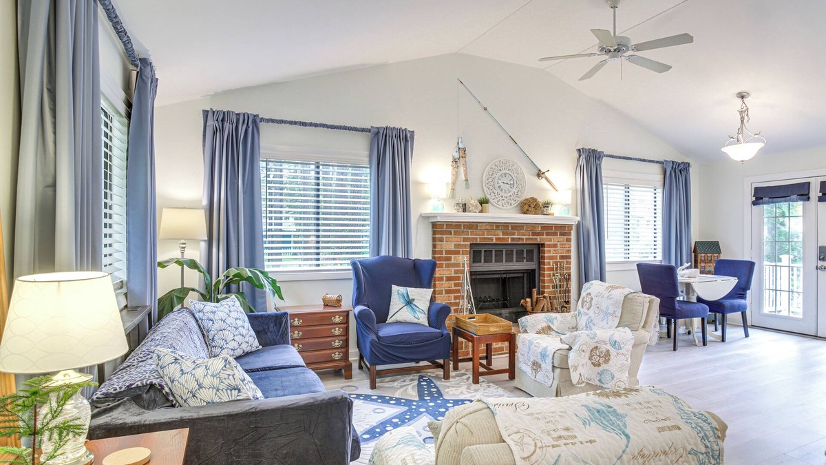 Ocean Pines House | Charming Ocean Pines Home - 9 Mi to Beach!