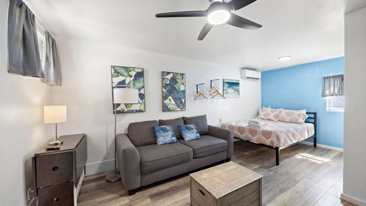 San Jacinto Apartment | Charming Oceanview Studio, Near Cruise Terminal
