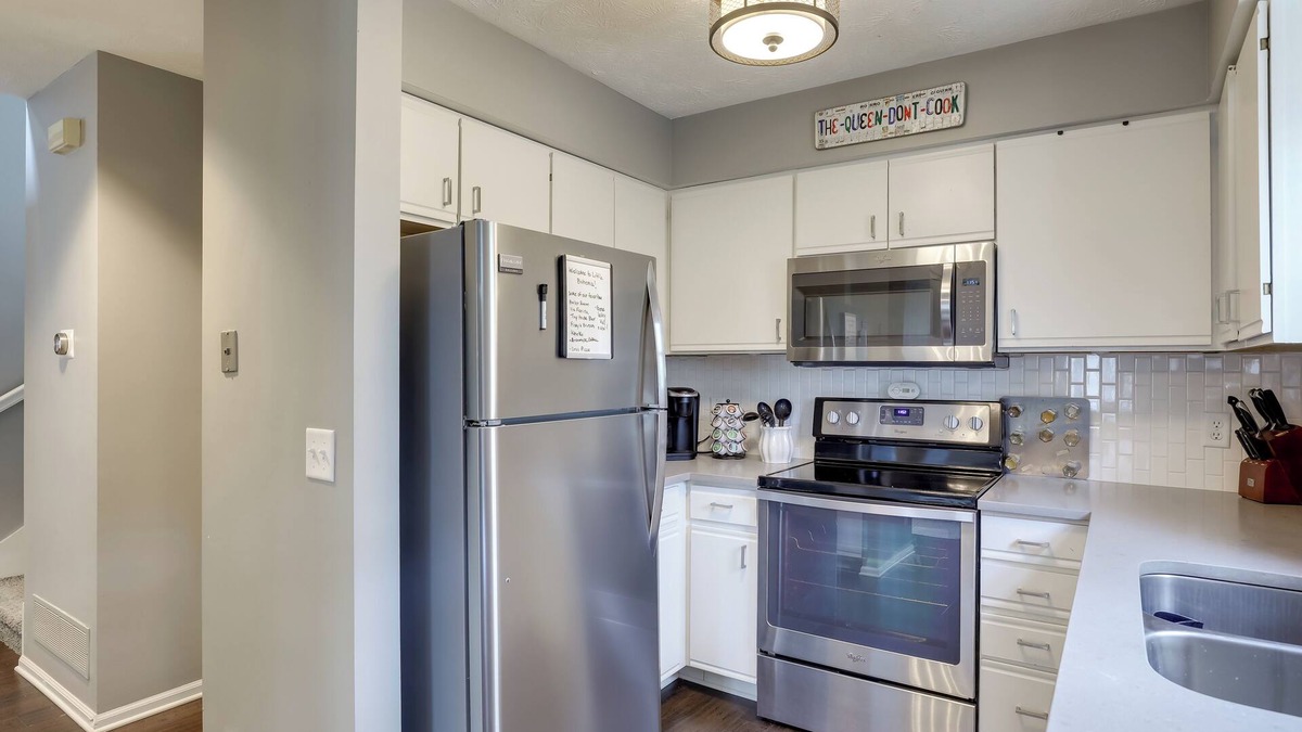 Dahlman House | Charming Omaha Vacation Rental: 1 Mi to Downtown!