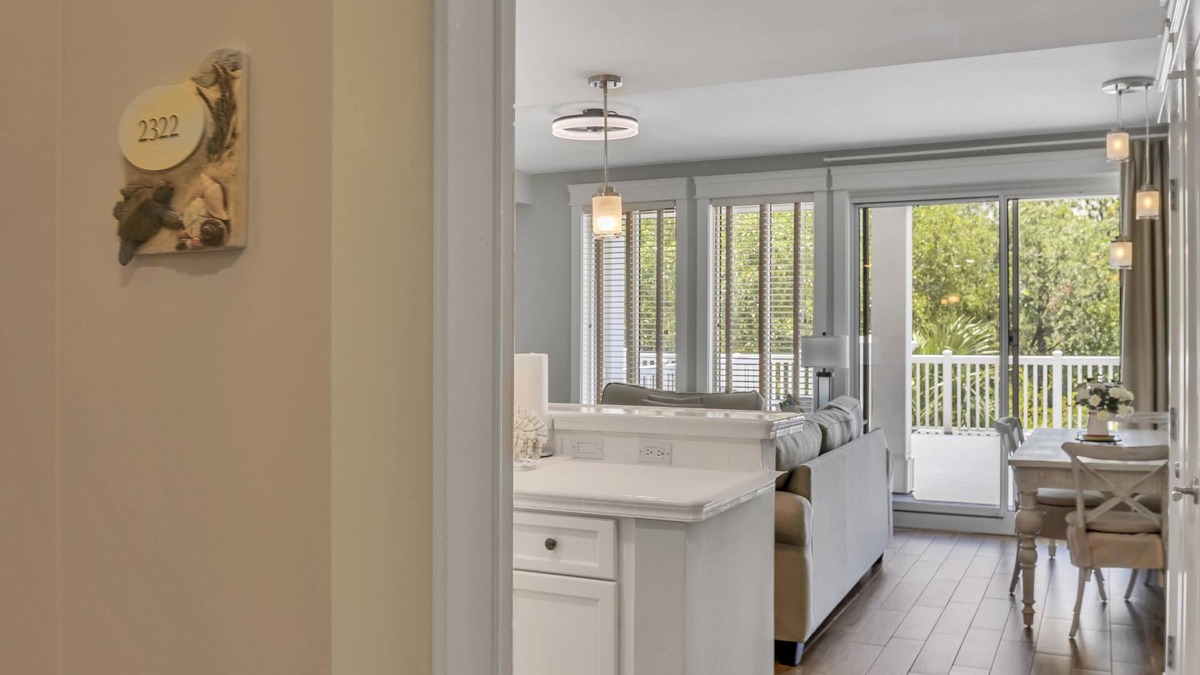 Villa Lago Condo | Charming One-Bedroom Unit: Balcony, Kitchen, Washer/Dryer for Your Convenience at Sandestin Golf and Beach Resort!