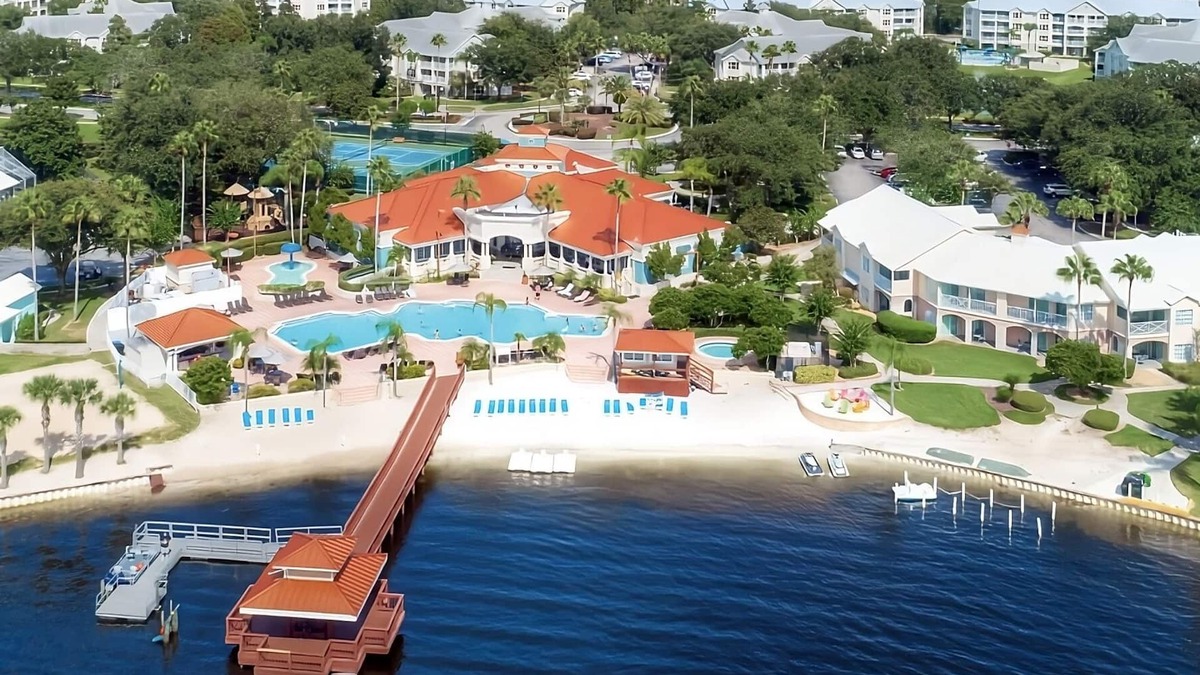 West Kissimmee Resort | Charming Orlando resort with pools, outdoor fun, dining & recreation pavilion.