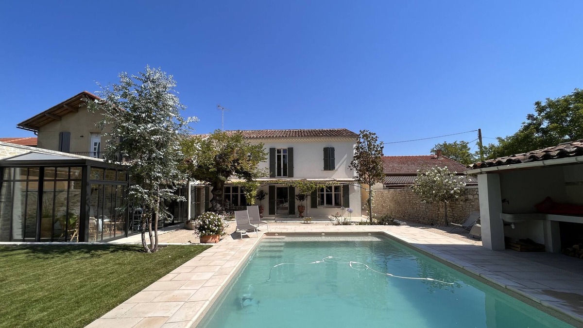L'Isle-sur-la-Sorgue House | Charming property