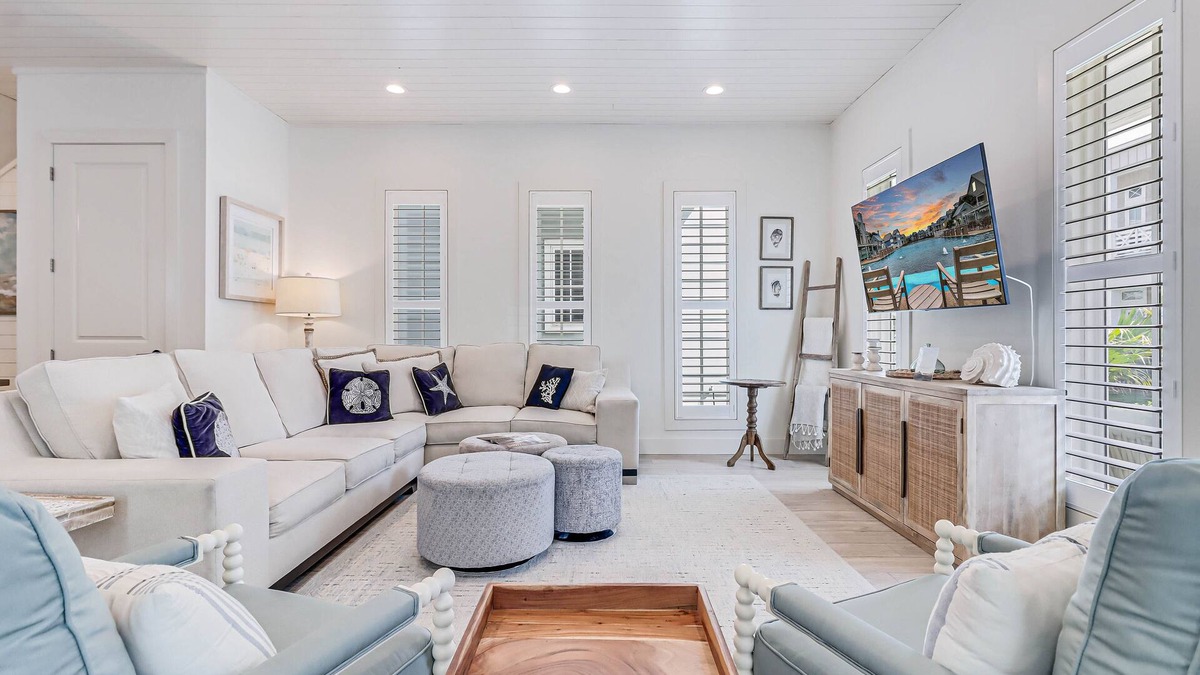 Cinnamon Shore Cottage | Charming Parkside Cottage@Cinnamon Shore North w/Easy Amenity Access!