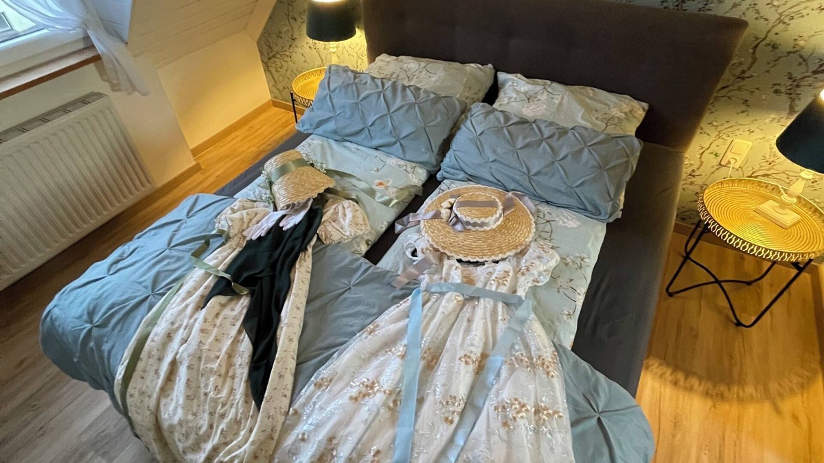 Ulmen Apartment | Charming Parlor, Eifel near Nürburgring - for 2-4 People near Lake & Castle-Ruin
