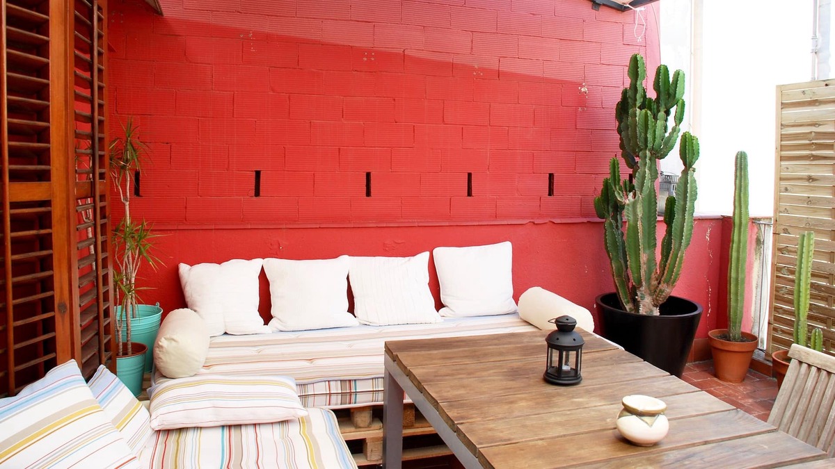 Sant Gervasi – la Bonanova Apartment | Charming Penthouse Barcelona Near Center Private Terrace Minimum stay 32 nights