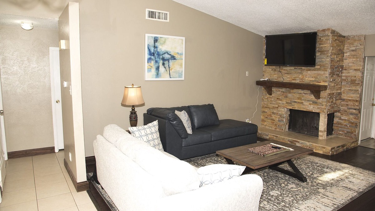 Plano House | Charming Plano Hideaway 3Bedrooms 2Bathrooms with Cozy Vibes large backyard