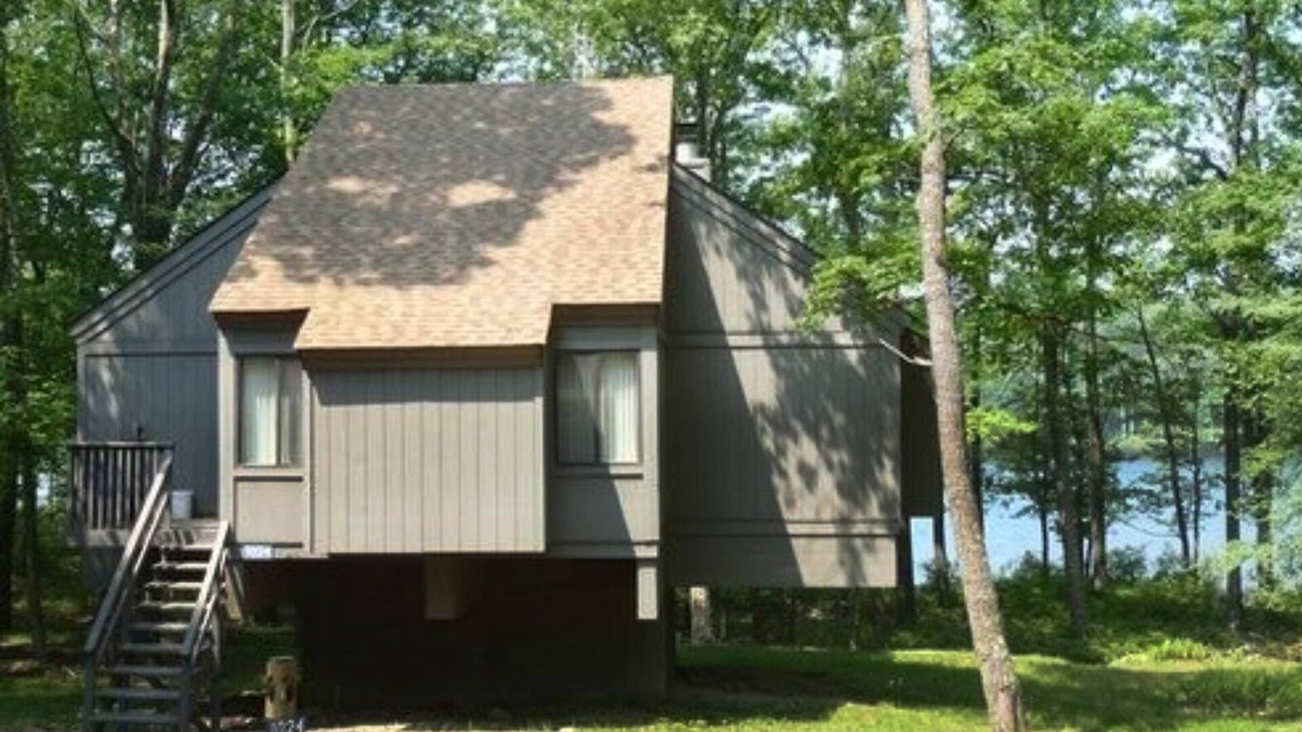 Tamiment Cottage | Charming Poconos cottage