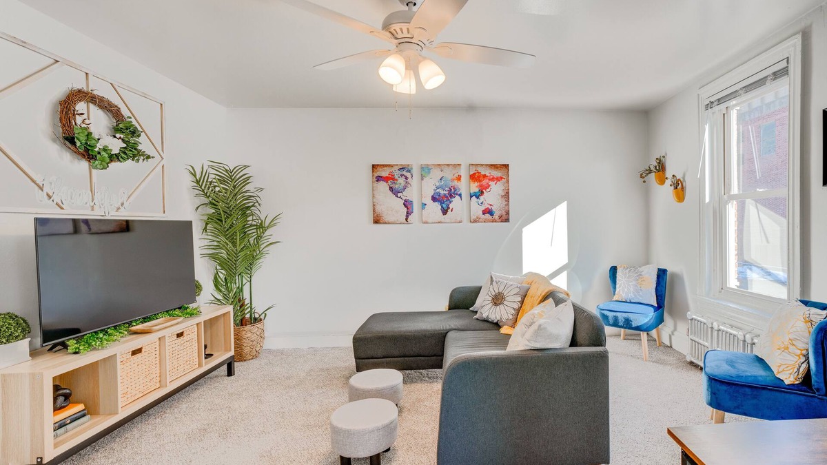 Pottstown Apartment | Charming Pottstown Apartment - Walk to Town!