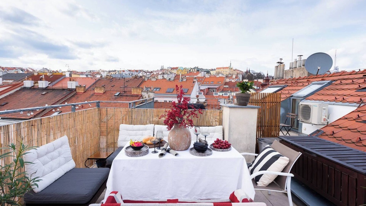 Vrsovice Apartment | Charming Prague Apartment in Vršovice With Roof Terrace