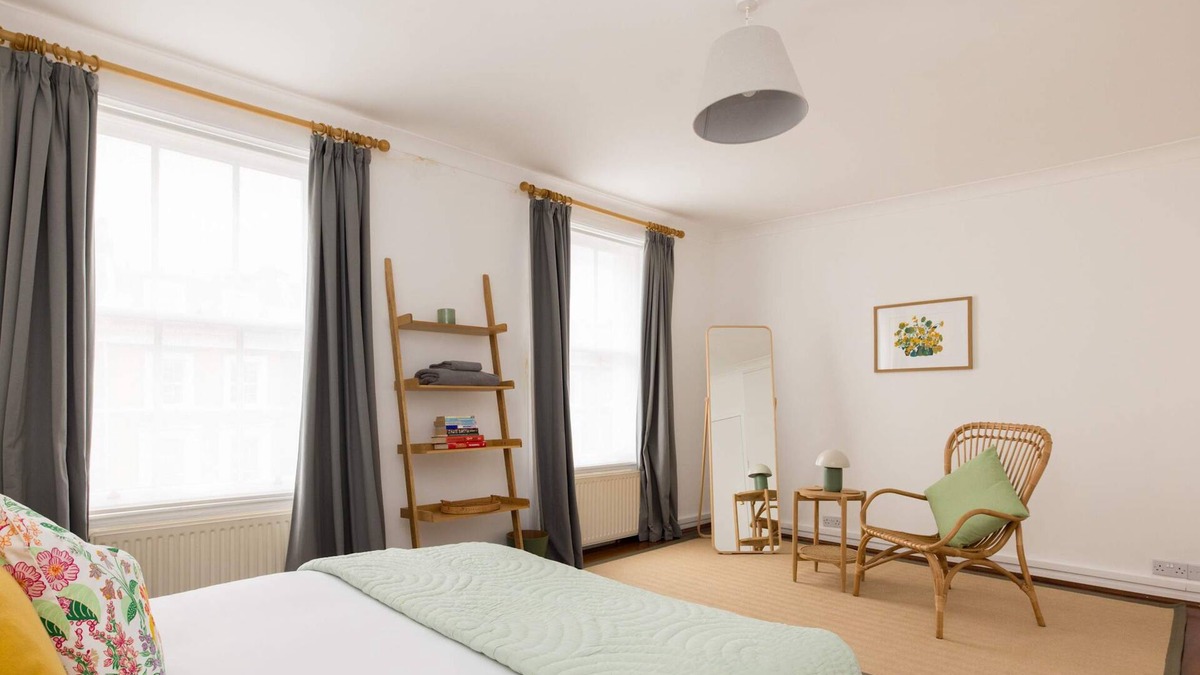 Camden Town with Primrose Hill Apartment | Charming Primrose Hill Rooftop Duplex