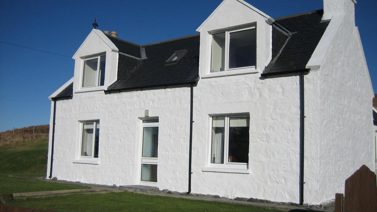 Suladale House | Charming private cottage in the heart of Skye, near Portree. Family-friendly.