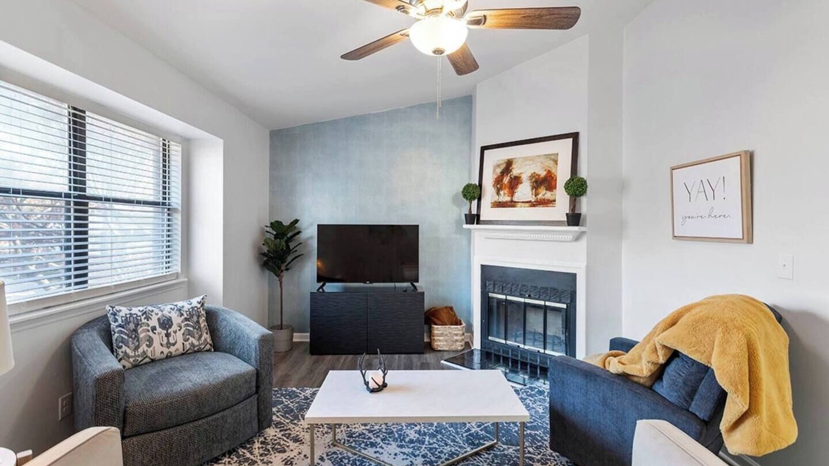 Brookhaven House | Charming Private Oasis - close to airport, mall, and downtown.