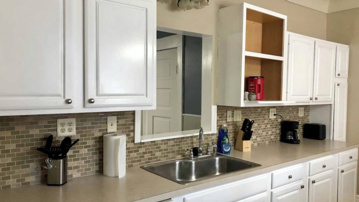Wyandotte Apartment | Charming, Private Patio, Minutes to Detroit River