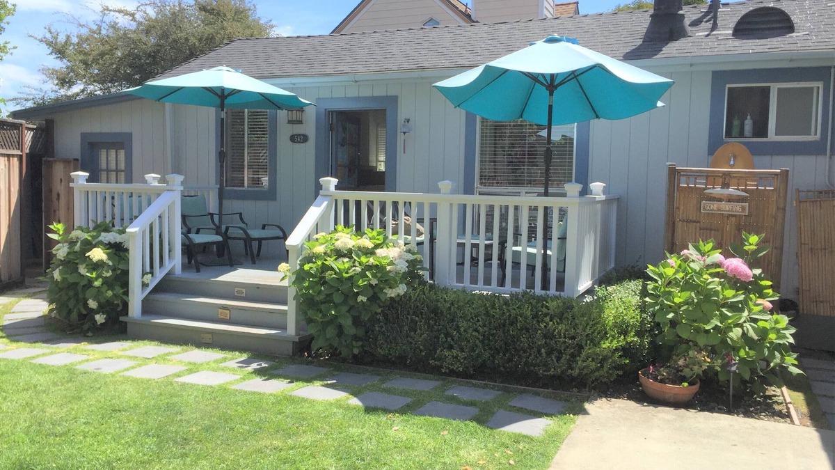 Eastside Santa Cruz Cottage | Charming & Private Santa Cruz Cottage 3 Blocks from the Beach