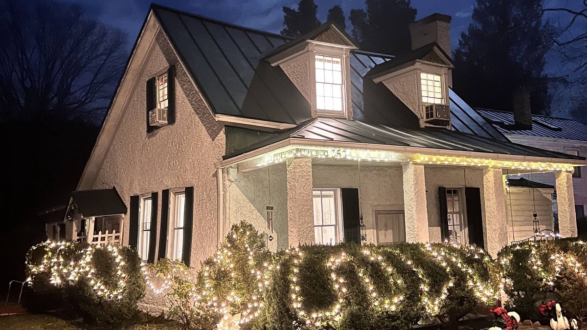Washington House | Charming Private Suite in Historic Colonial House – right beside from The Inn!
