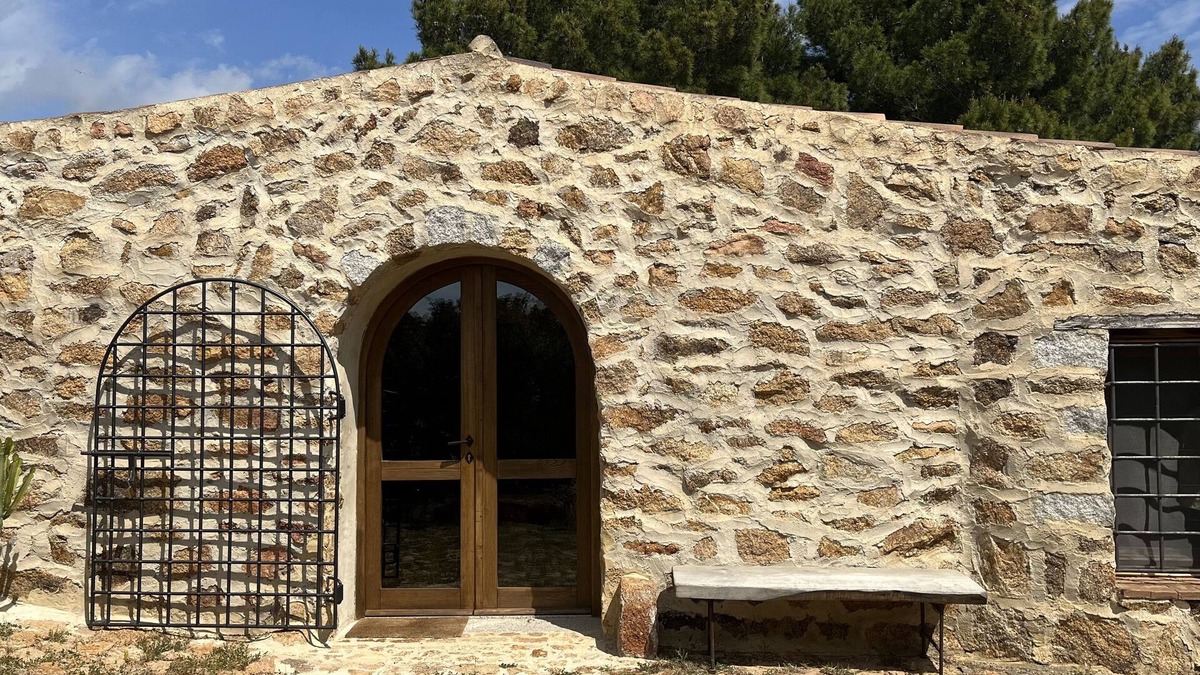 Orosei House | Charming property, character house with Mediterranean garden, near the sea