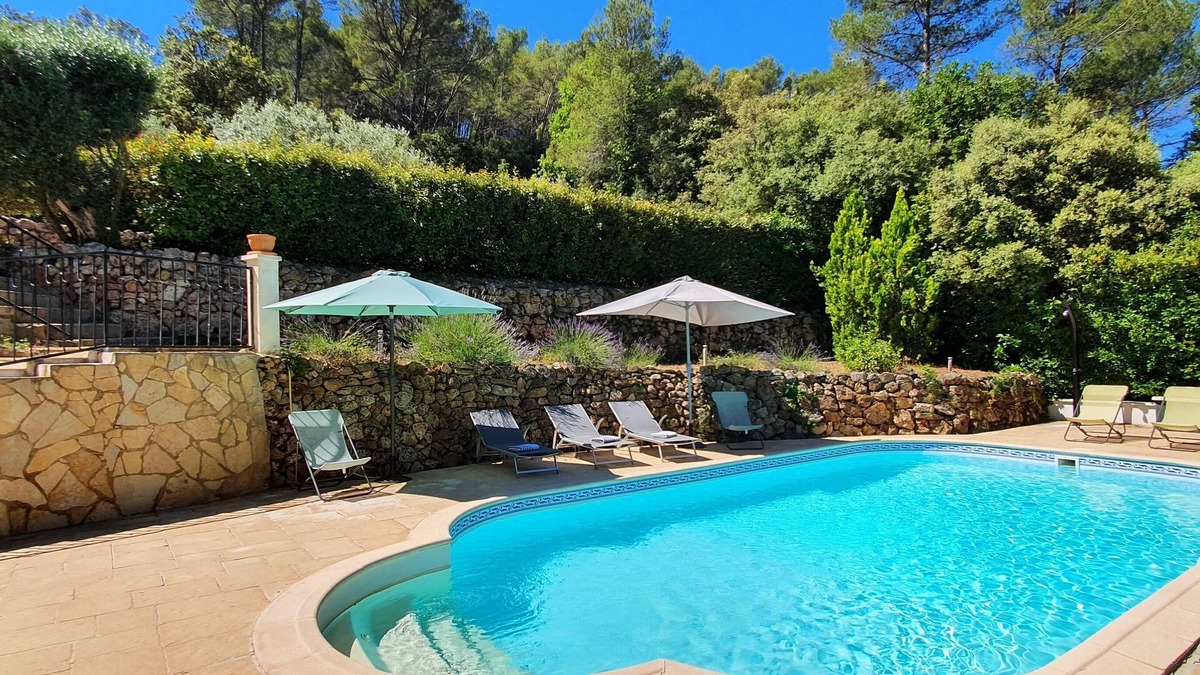 Lorgues Villa | Charming Provencal villa in the heart of the forest and the village of Lorgues