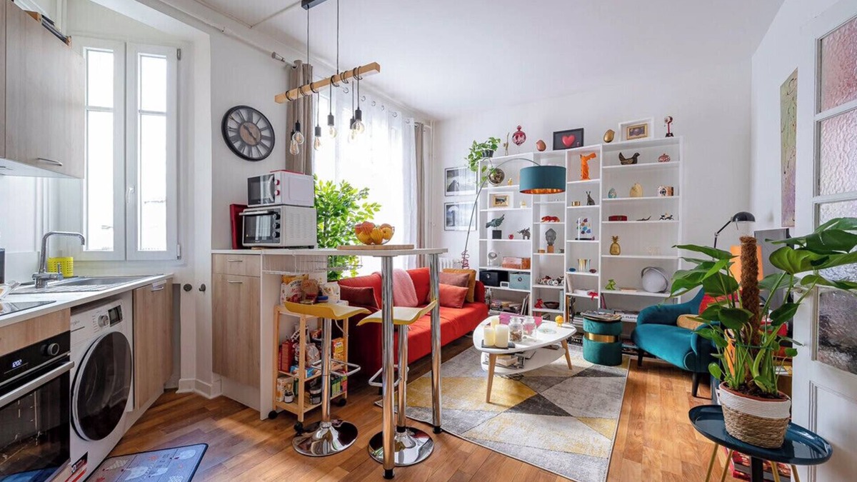 Quartier des Grandes-Carrieres Apartment | Charming quiet apartment near Montmartre