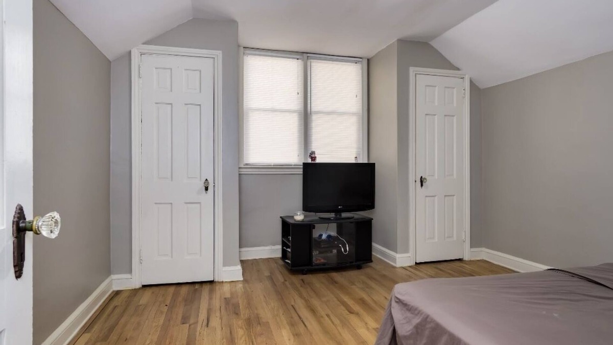 Cascade Road House | Charming, recently renovated bungalow in historical Cascade