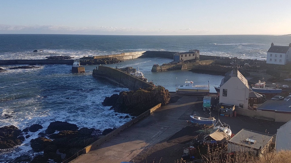St Abbs Cottage | Charming refurbished cottage with sea view and lovely garden