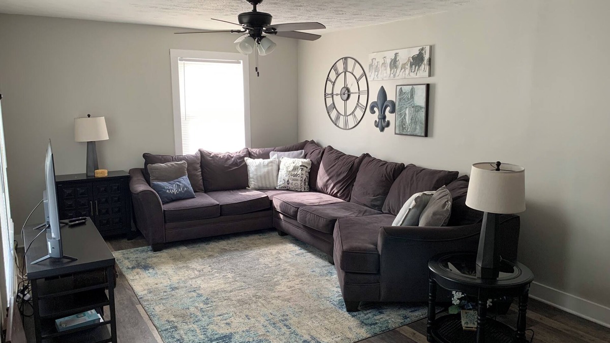 Elizabethtown House | Charming renovated 3-bedroom house walking distance to downtown Elizabethtown.